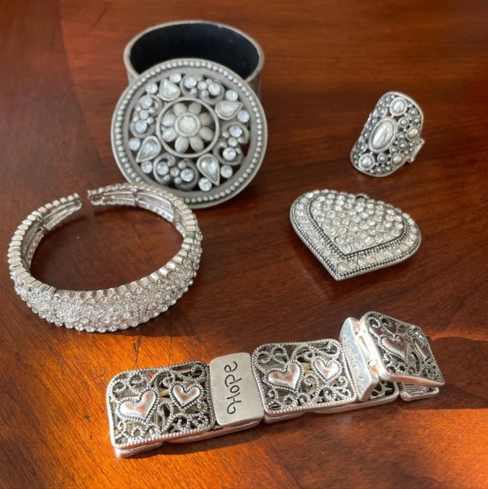Jewelry Bundle - Picture 8 of 13